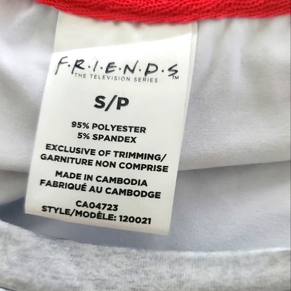 Vayola Friends The Television Series Petite Short Sleeve Top Size S - Picture 7 of 8